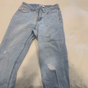 OAT light wash Mom Jeans